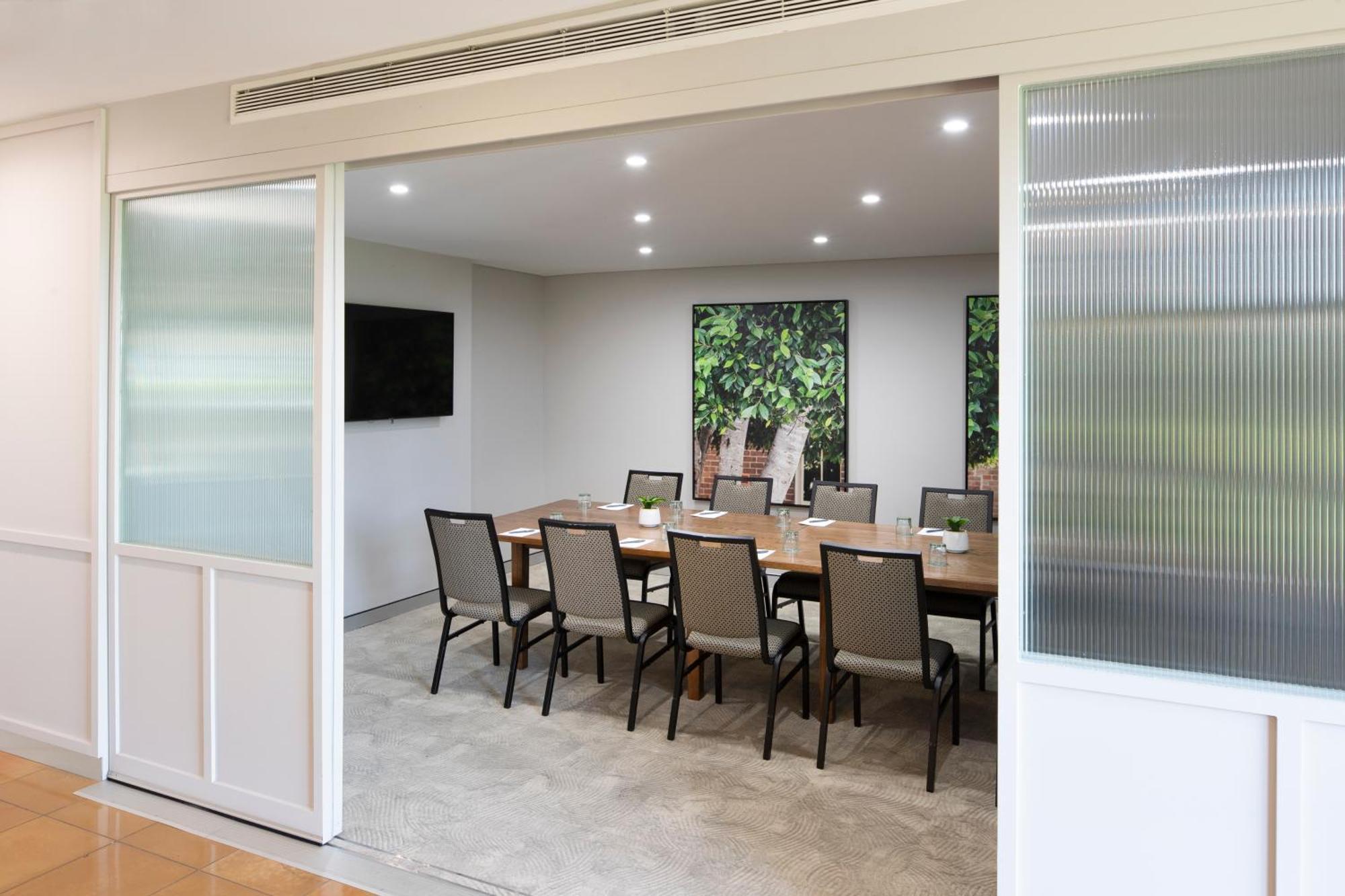 Mercure Sydney Blacktown Arndell Park Bagian luar foto