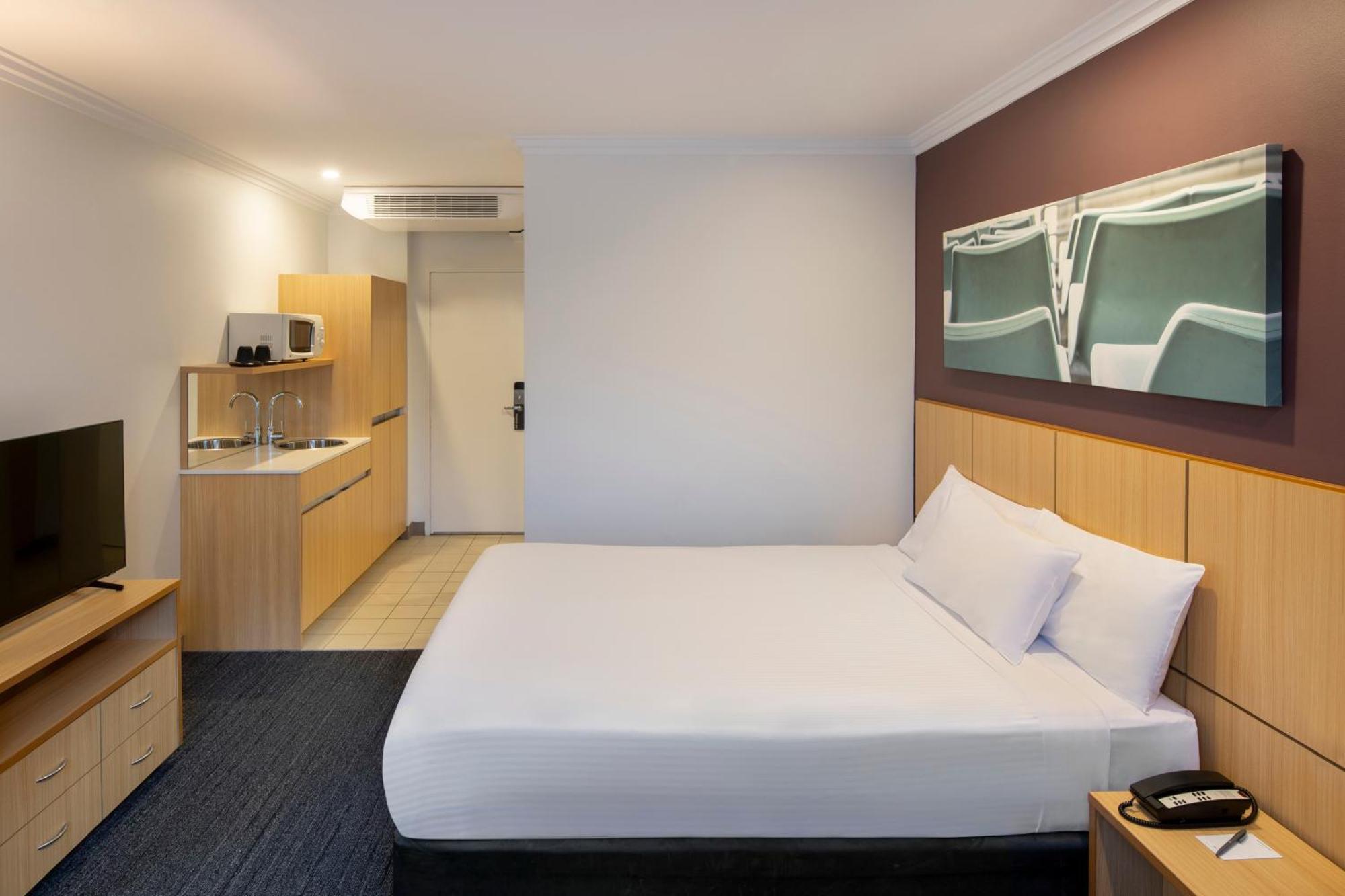 Mercure Sydney Blacktown Arndell Park Bagian luar foto