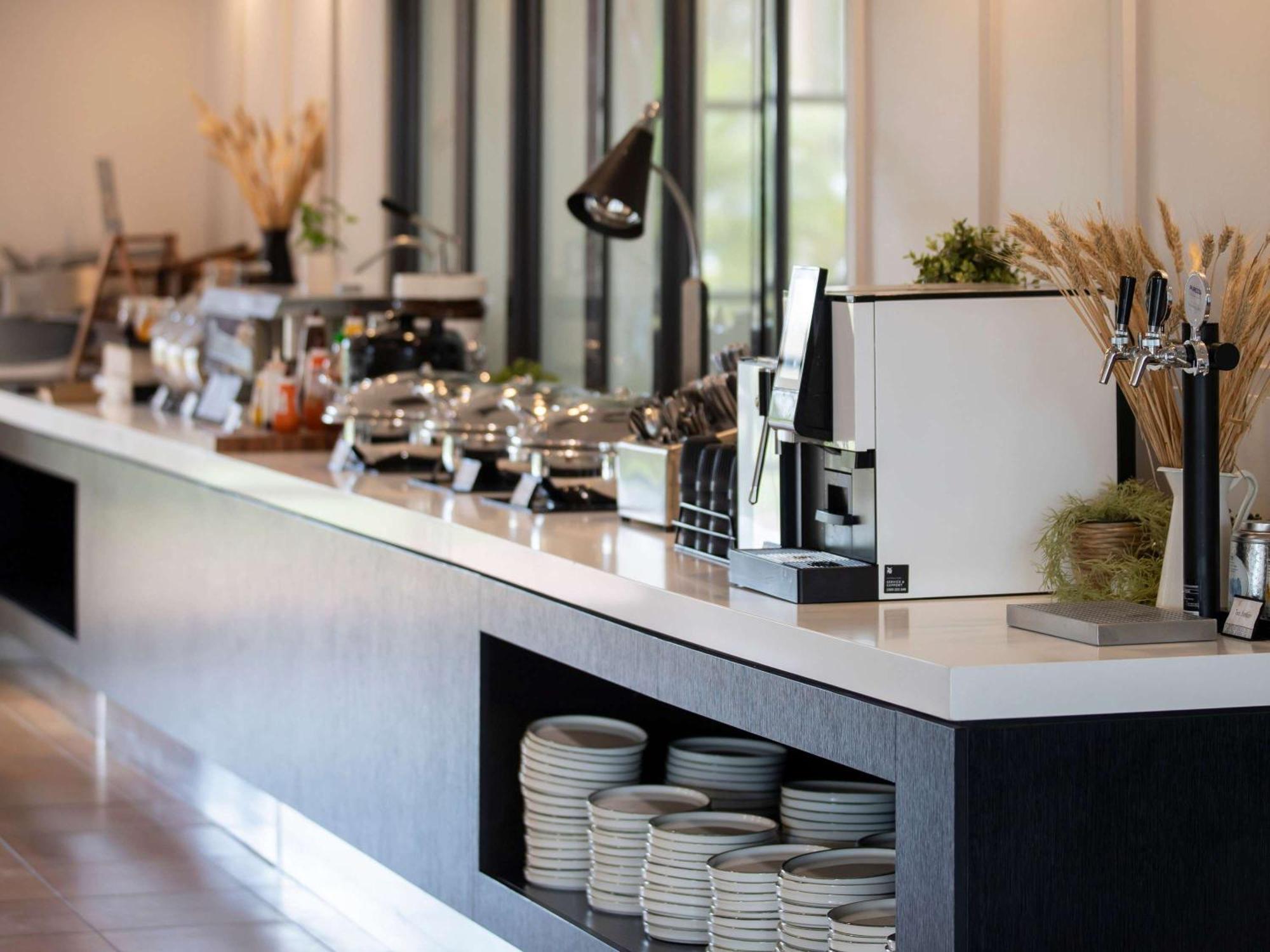 Mercure Sydney Blacktown Arndell Park Bagian luar foto