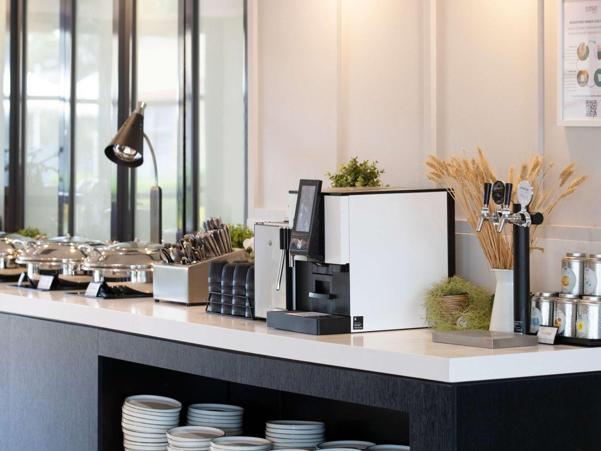 Mercure Sydney Blacktown Arndell Park Bagian luar foto